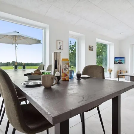 Landuin - 30km From The Sea By Interhome Ferienhaus *